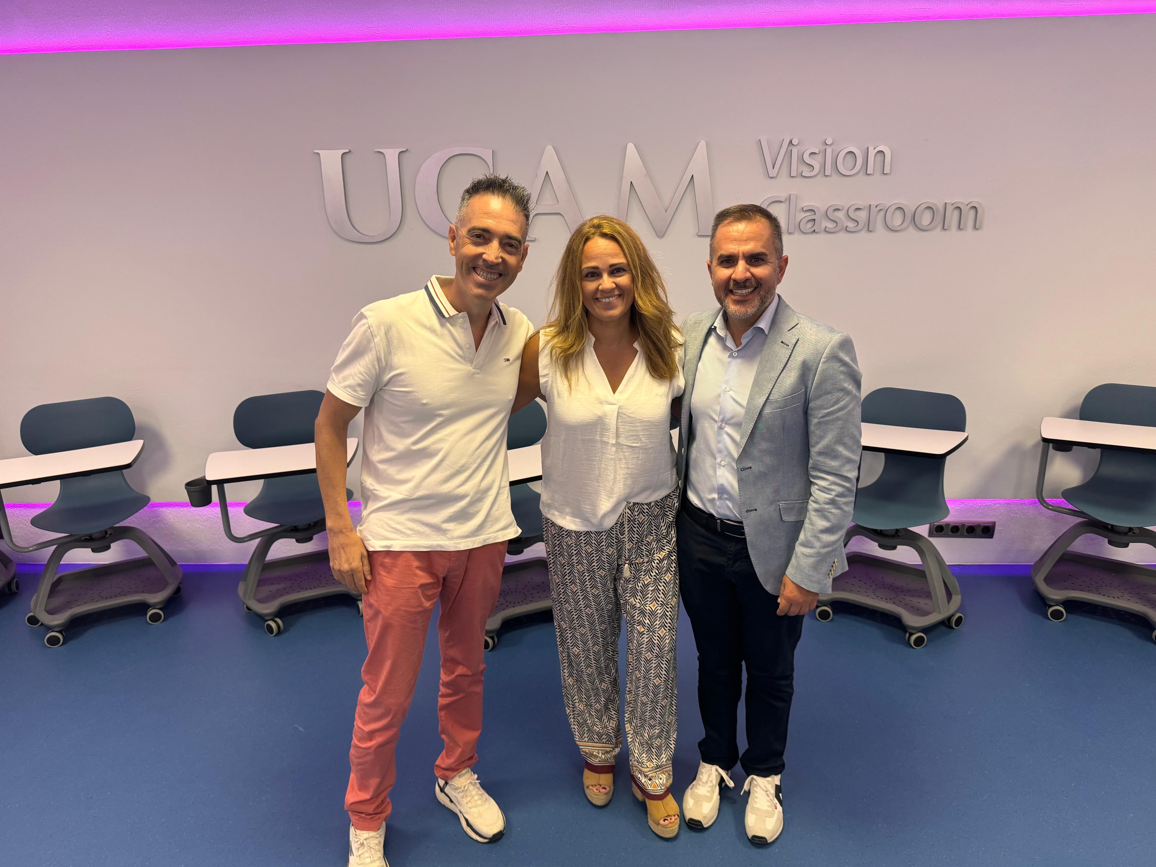 Equipo en UCAM Vision Classroom